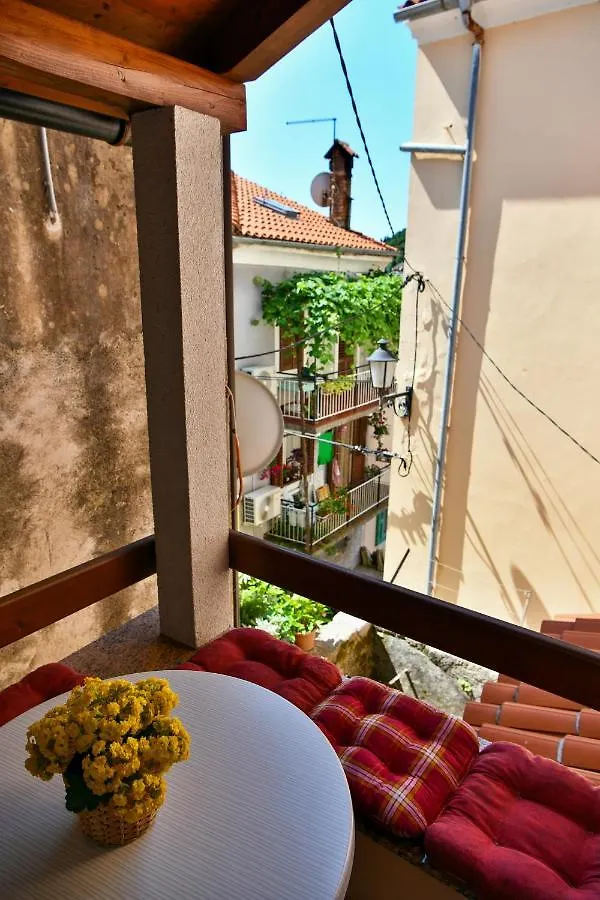 Apartments Dolores Old Town Moscenicka Draga