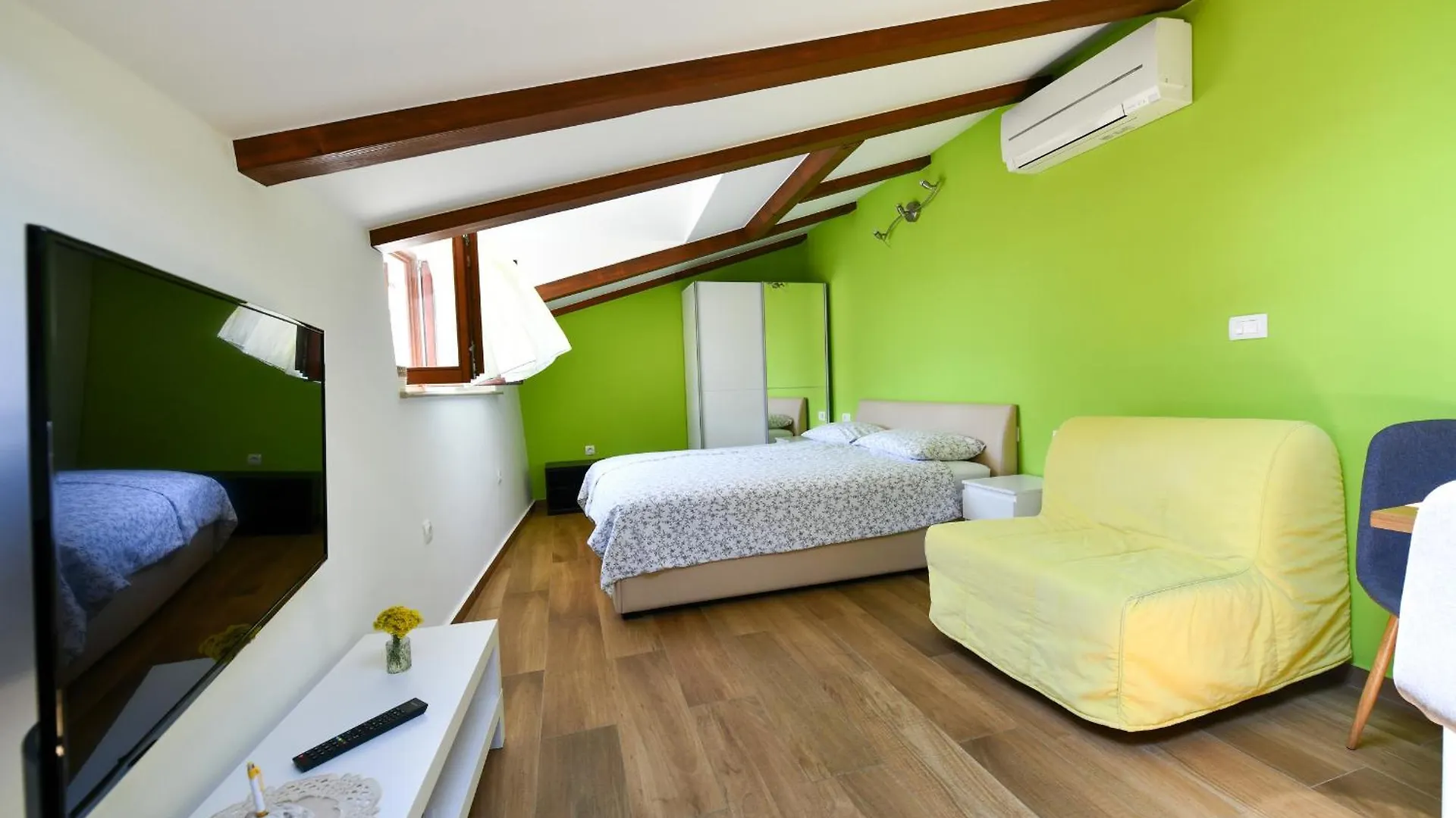 Apartments Dolores Old Town Moscenicka Draga