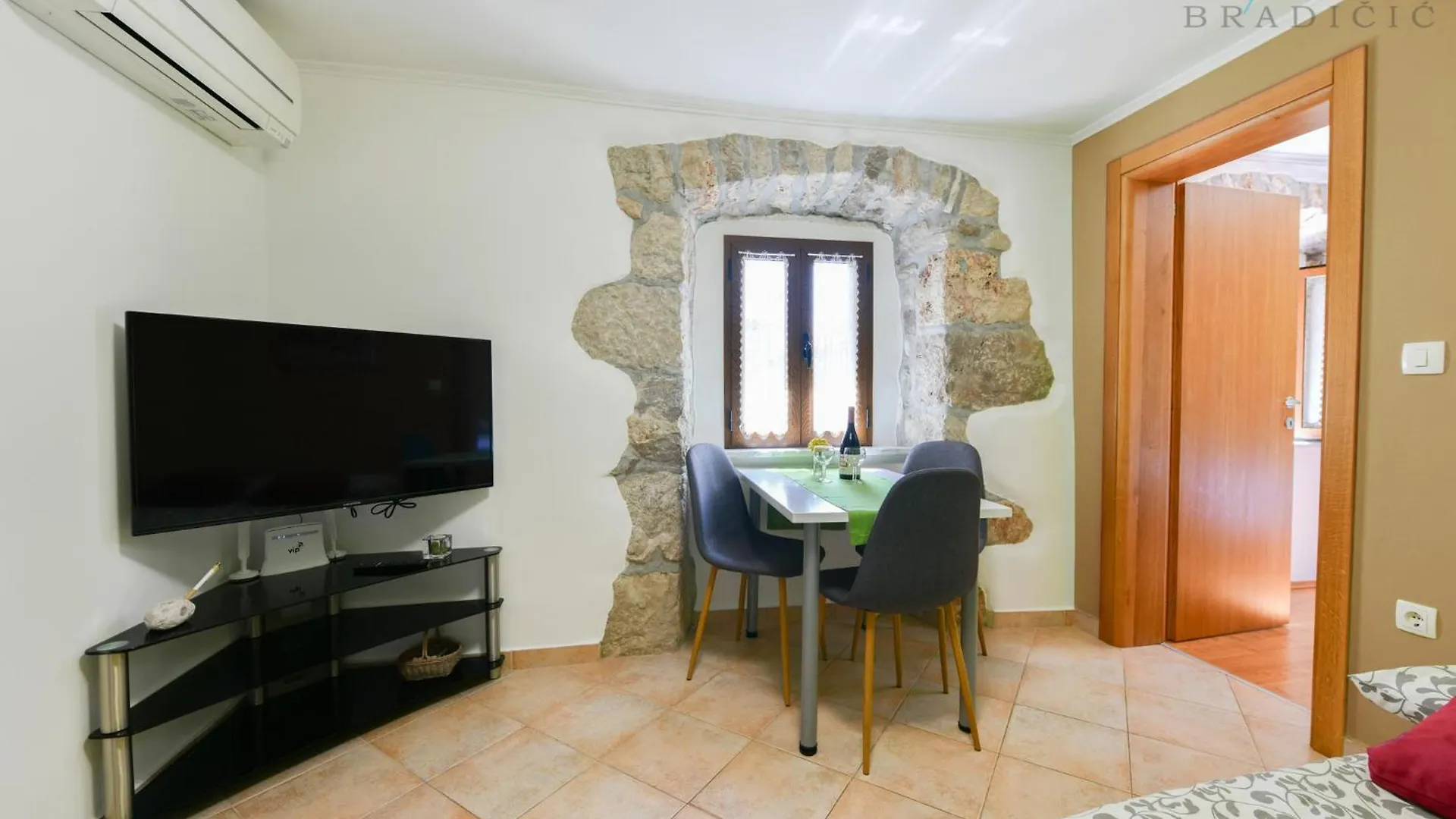 Apartments Dolores Old Town Moscenicka Draga